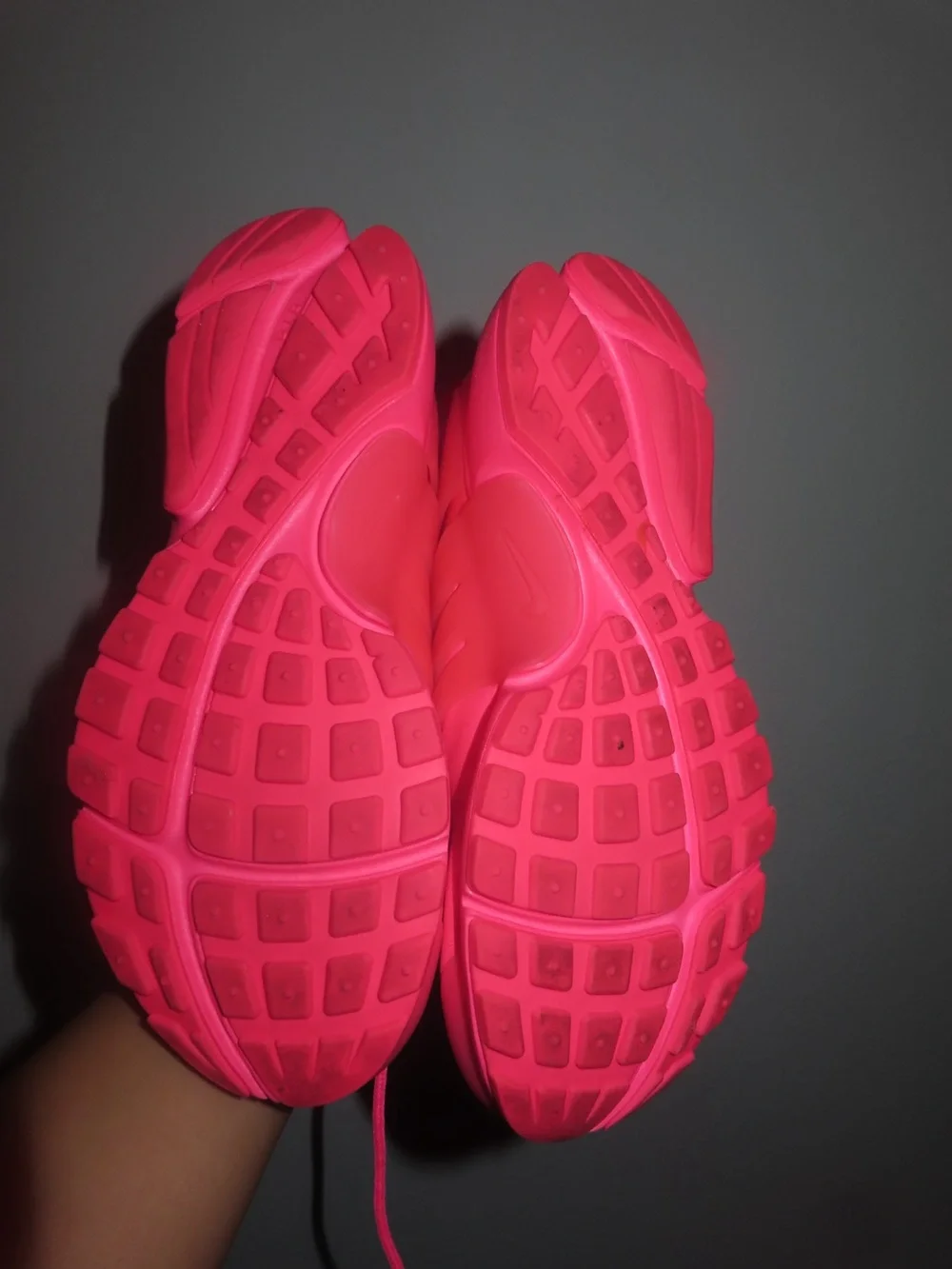 Nike Women's Neon Pink Athletic Sneakers